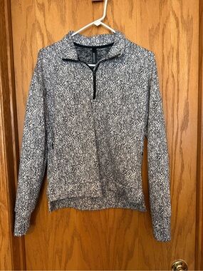 Mondetta Black and White Quarter-Zip Pullover